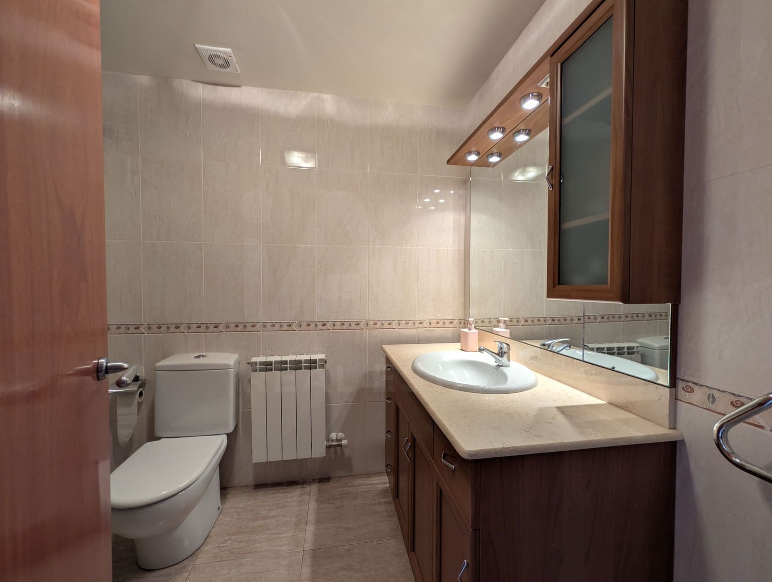 Adosado de 3 habitaciones en Puig-reig en venta con garaje - 329.000 € (Ref: 10015632)