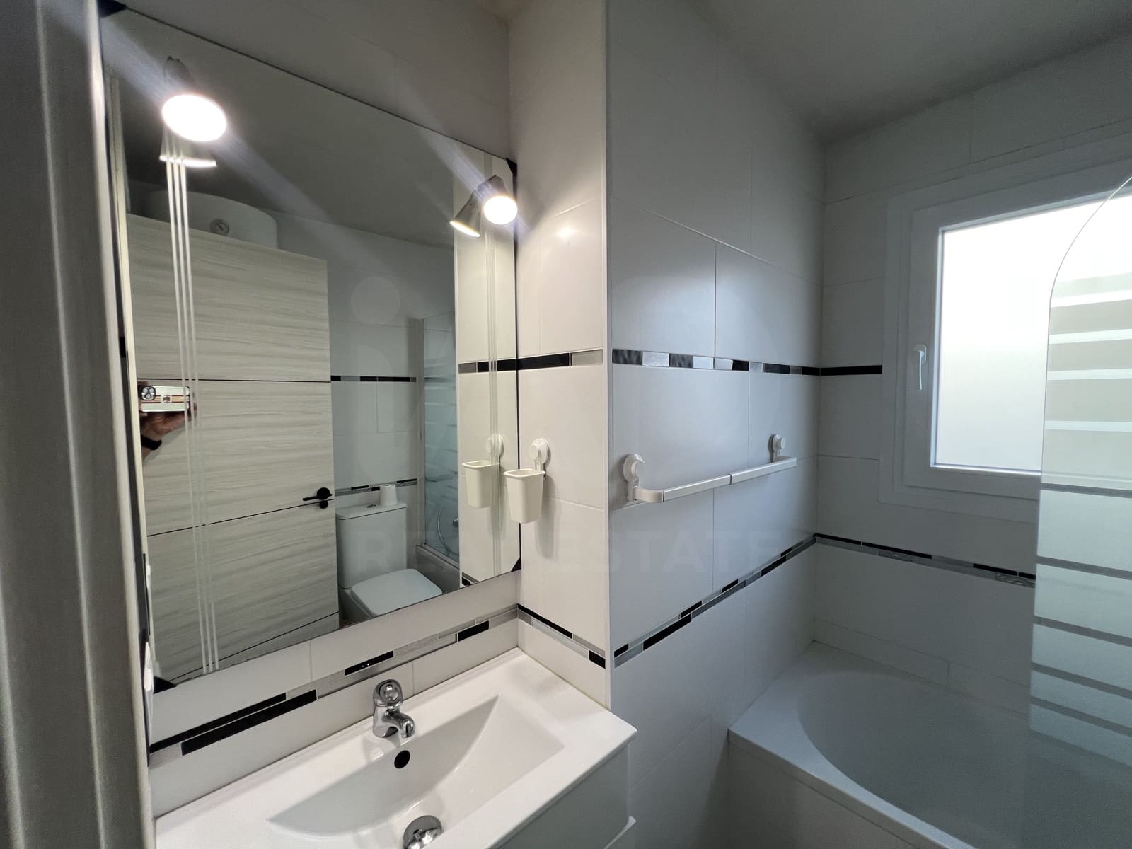 3 sovrum Lägenhet till salu i Lepe med garage - 248 470 € (Ref: 10016779)