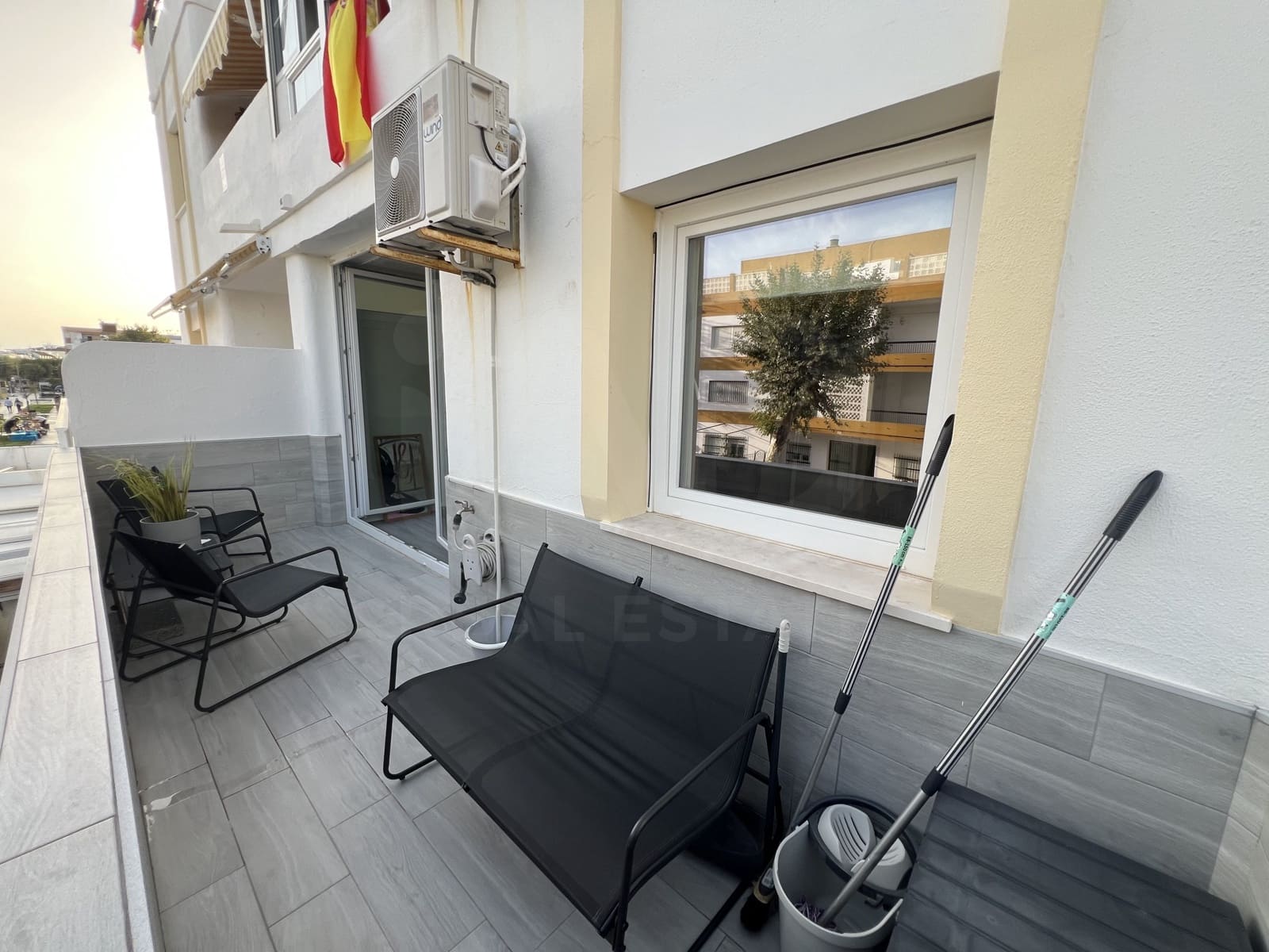 3 sovrum Lägenhet till salu i Lepe med garage - 248 470 € (Ref: 10016779)