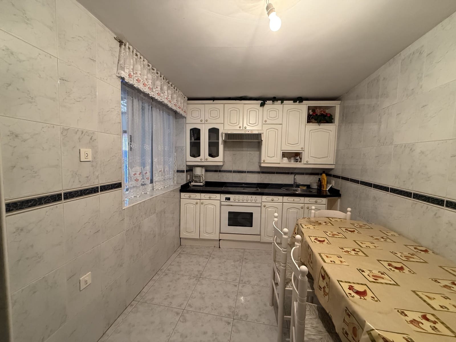 3 bedroom Townhouse for sale in Villamanan with garage - € 85,000 (Ref: 10016780)