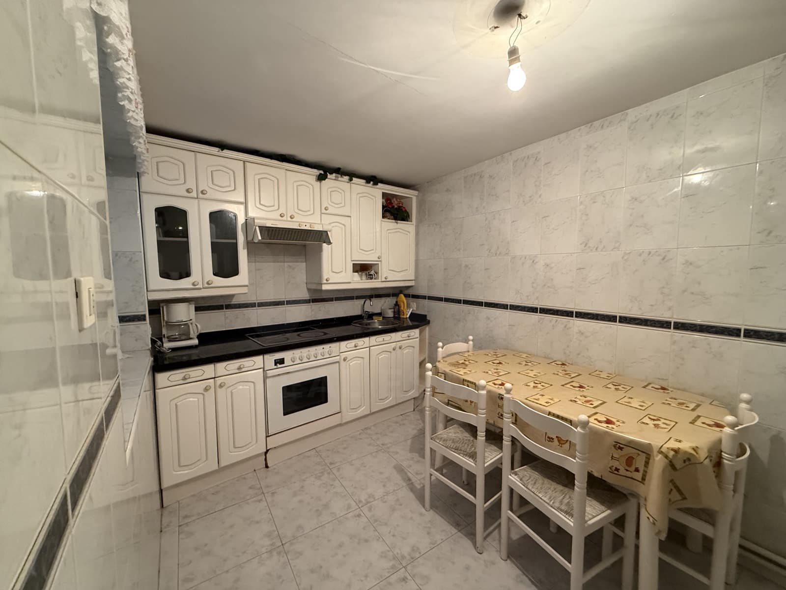 3 bedroom Townhouse for sale in Villamanan with garage - € 85,000 (Ref: 10016780)