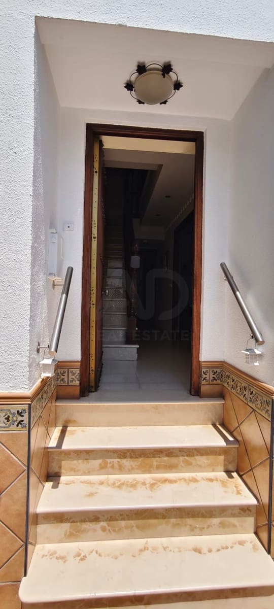 3 bedroom Terraced Villa for sale in Ecija - € 175,000 (Ref: 10016983)