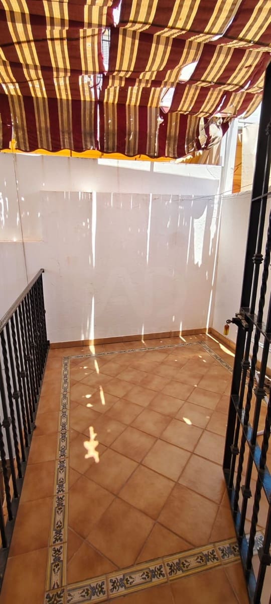 3 bedroom Terraced Villa for sale in Ecija - € 175,000 (Ref: 10016983)