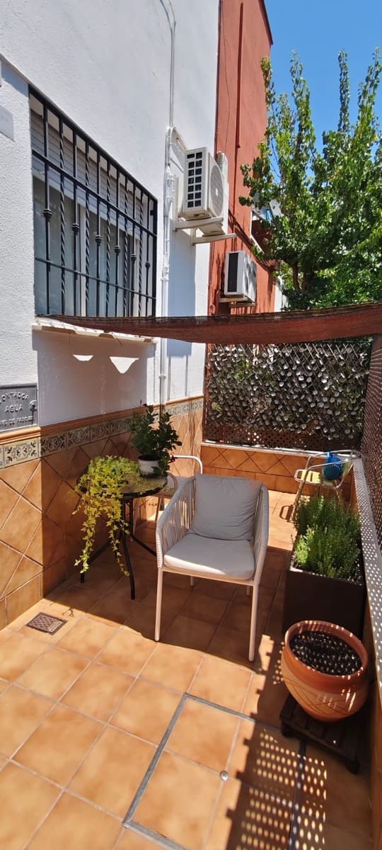 3 bedroom Terraced Villa for sale in Ecija - € 175,000 (Ref: 10016983)