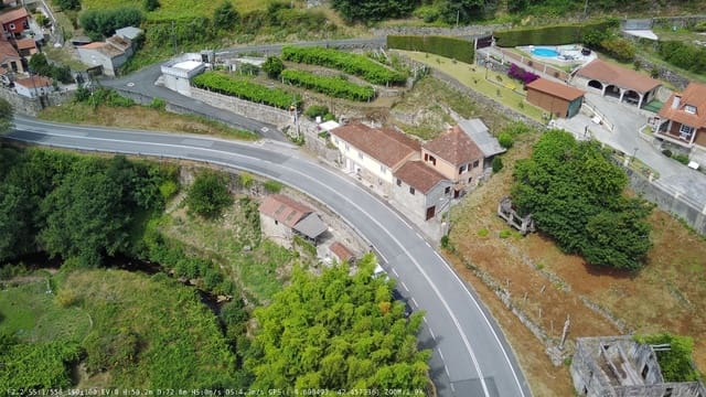 4 bedroom Townhouse for sale in Pontevedra city - € 185,000 (Ref: 10016984)