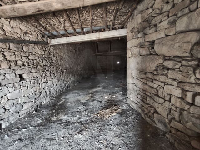 Garage à vendre à Moronta - 5 000 € (Ref: 10016986)