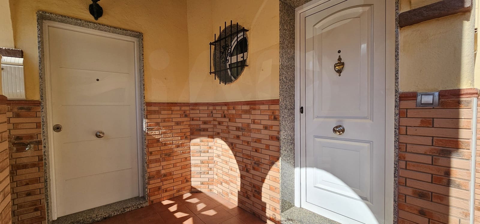 Casa de 4 habitaciones en Roquetas de Mar en venta con garaje - 348.000 € (Ref: 10016988)
