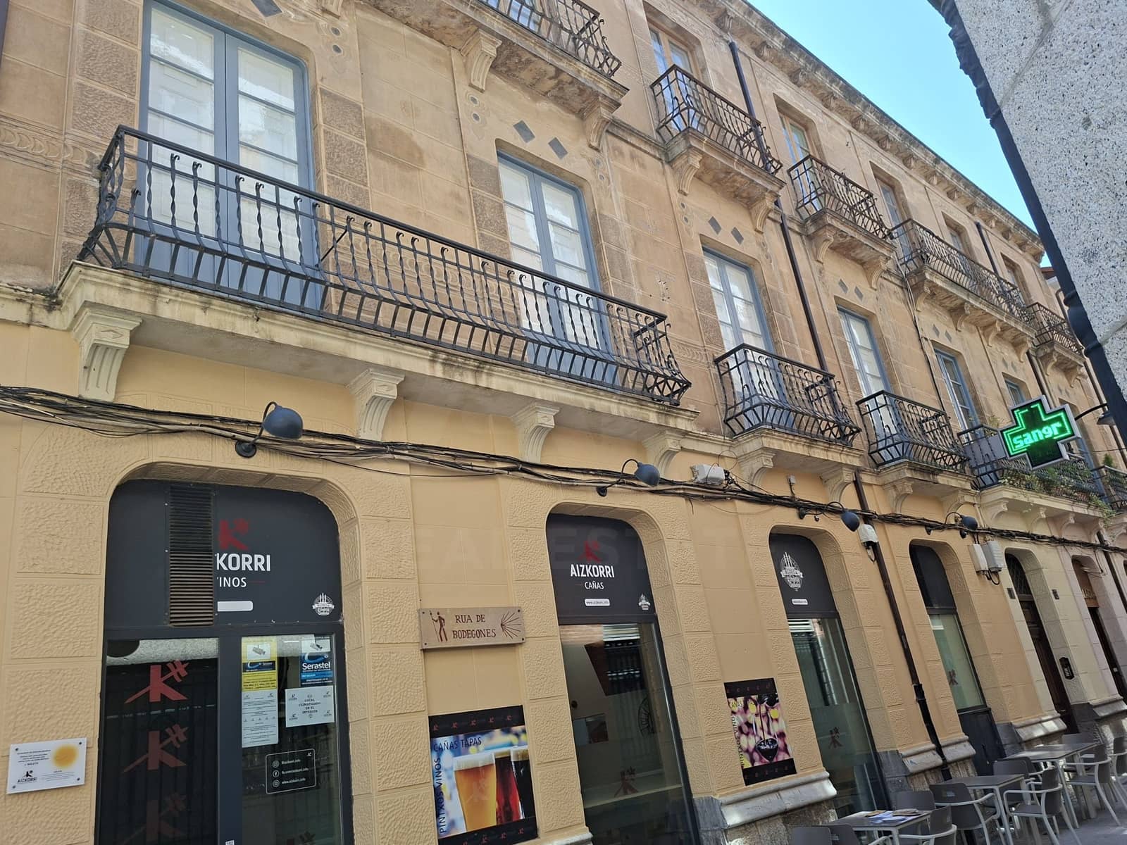 7 bedroom Apartment for sale in Astorga - € 220,000 (Ref: 10016991)