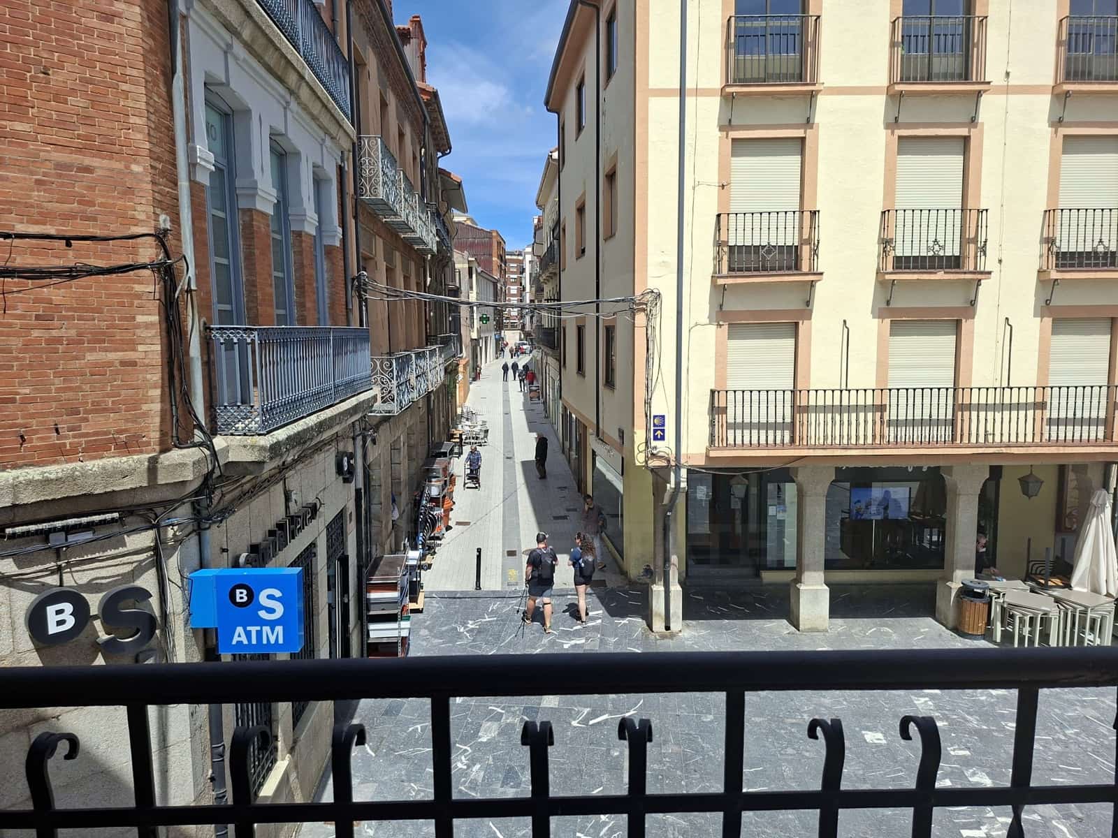 7 bedroom Apartment for sale in Astorga - € 220,000 (Ref: 10016991)