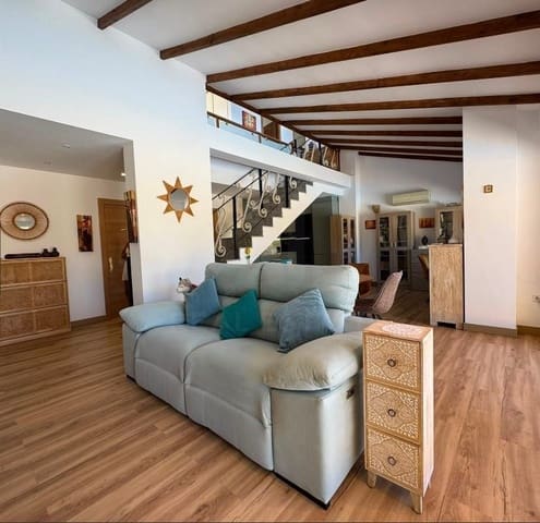 2 sypialnia Dom na sprzedaż w Coloma  , La Nucia z basenem - 420 000 € (Ref: 10016992)