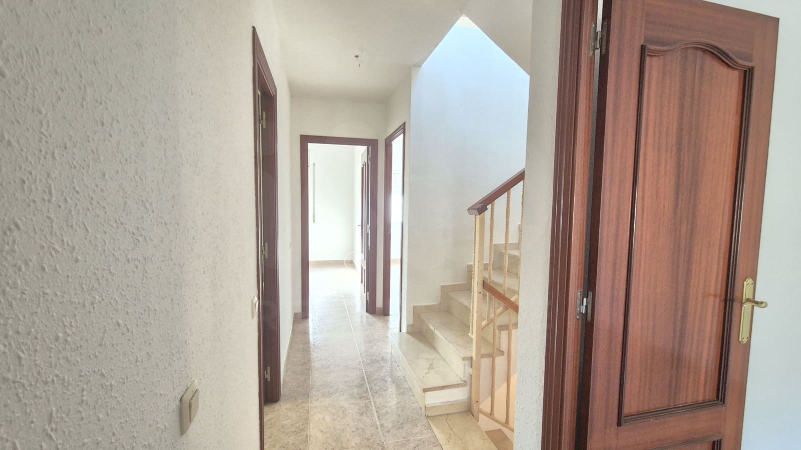 5 sovrum Radhus till salu i Castellet i la Gornal med garage - 240 000 € (Ref: 10016993)