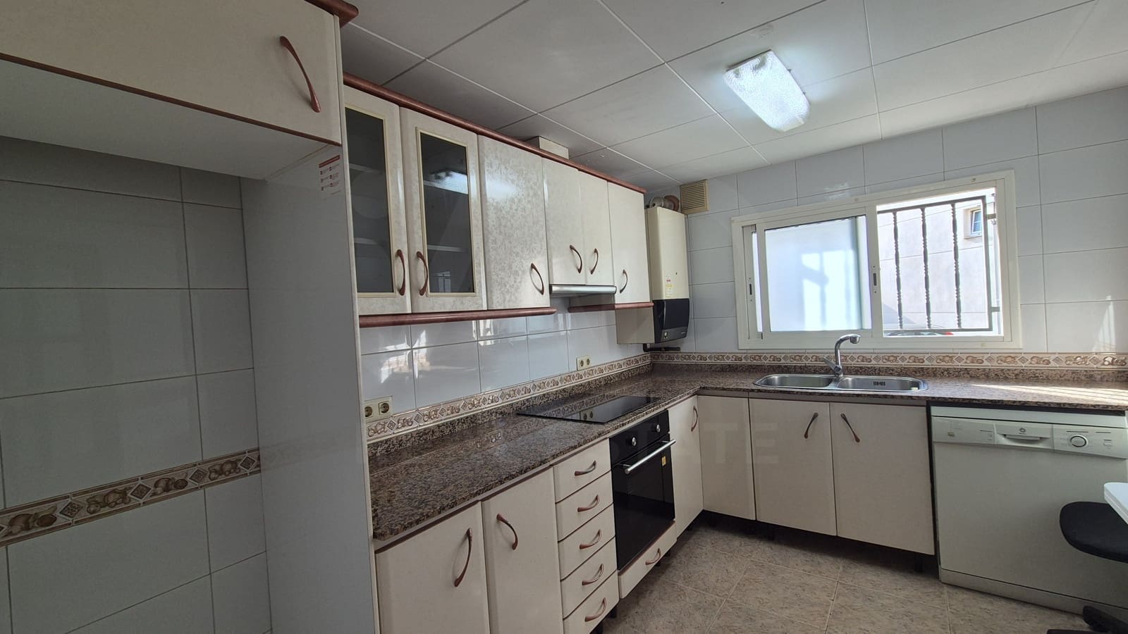 5 sovrum Radhus till salu i Castellet i la Gornal med garage - 240 000 € (Ref: 10016993)