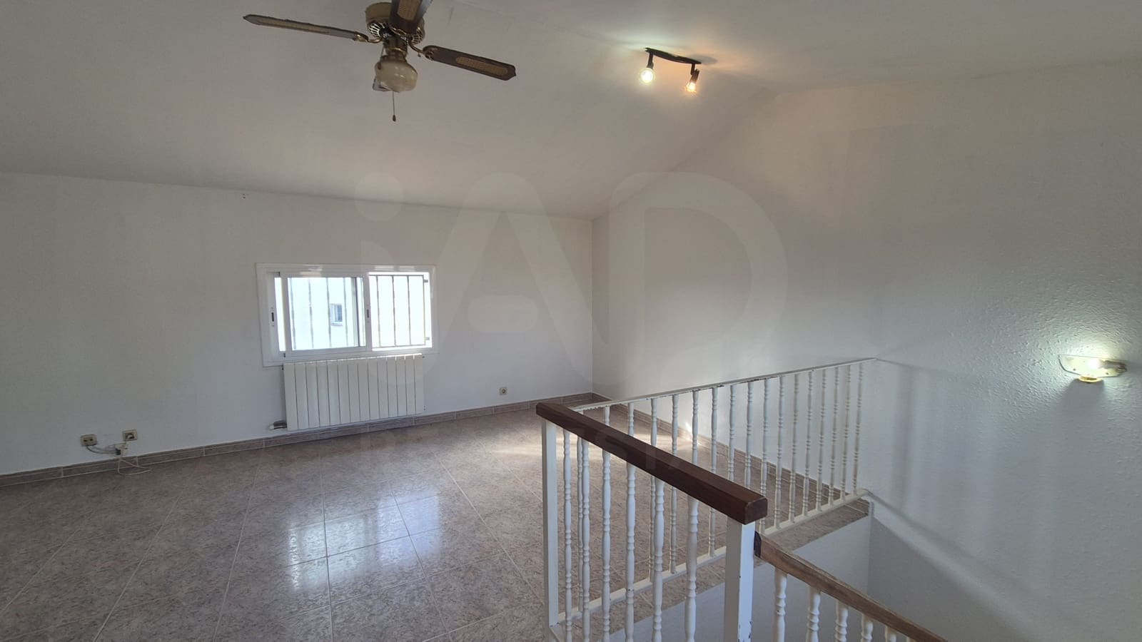 5 sovrum Radhus till salu i Castellet i la Gornal med garage - 240 000 € (Ref: 10016993)