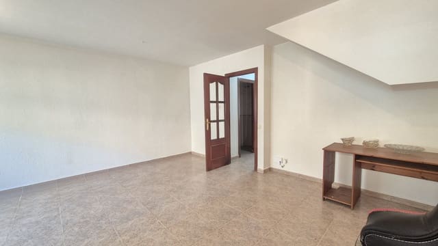 5 sovrum Radhus till salu i Castellet i la Gornal med garage - 240 000 € (Ref: 10016993)