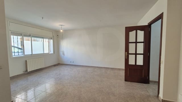 5 sovrum Radhus till salu i Castellet i la Gornal med garage - 240 000 € (Ref: 10016993)