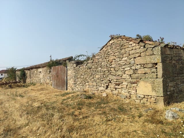 Area Edificabile in vendita in Moronta - 7.000 € (Rif: 10016996)