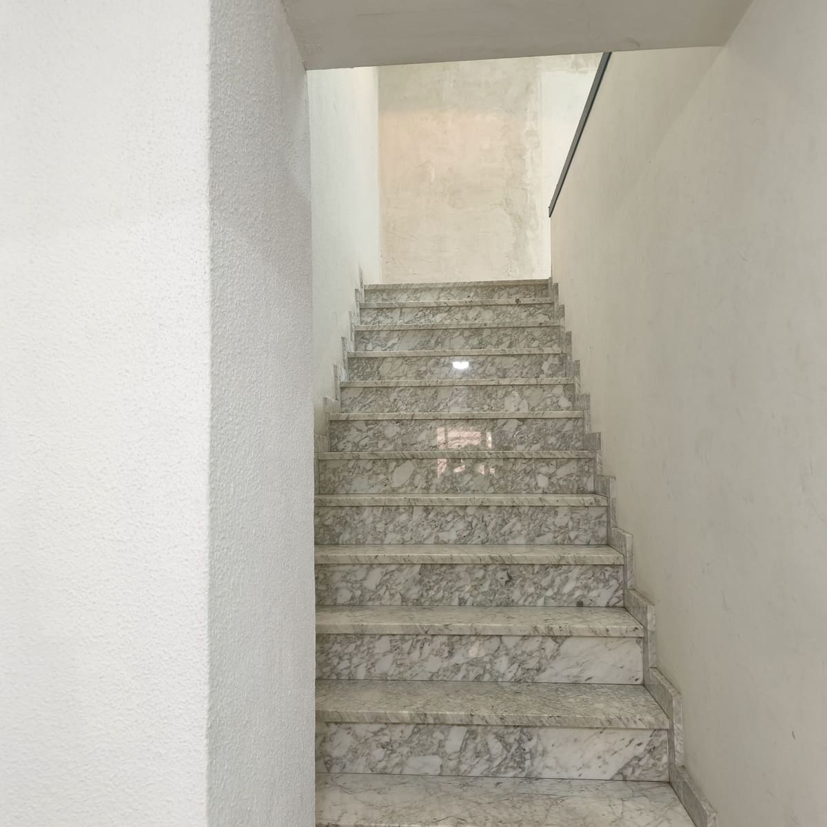 Commercial for sale in Valencia city - € 125,000 (Ref: 10016997)