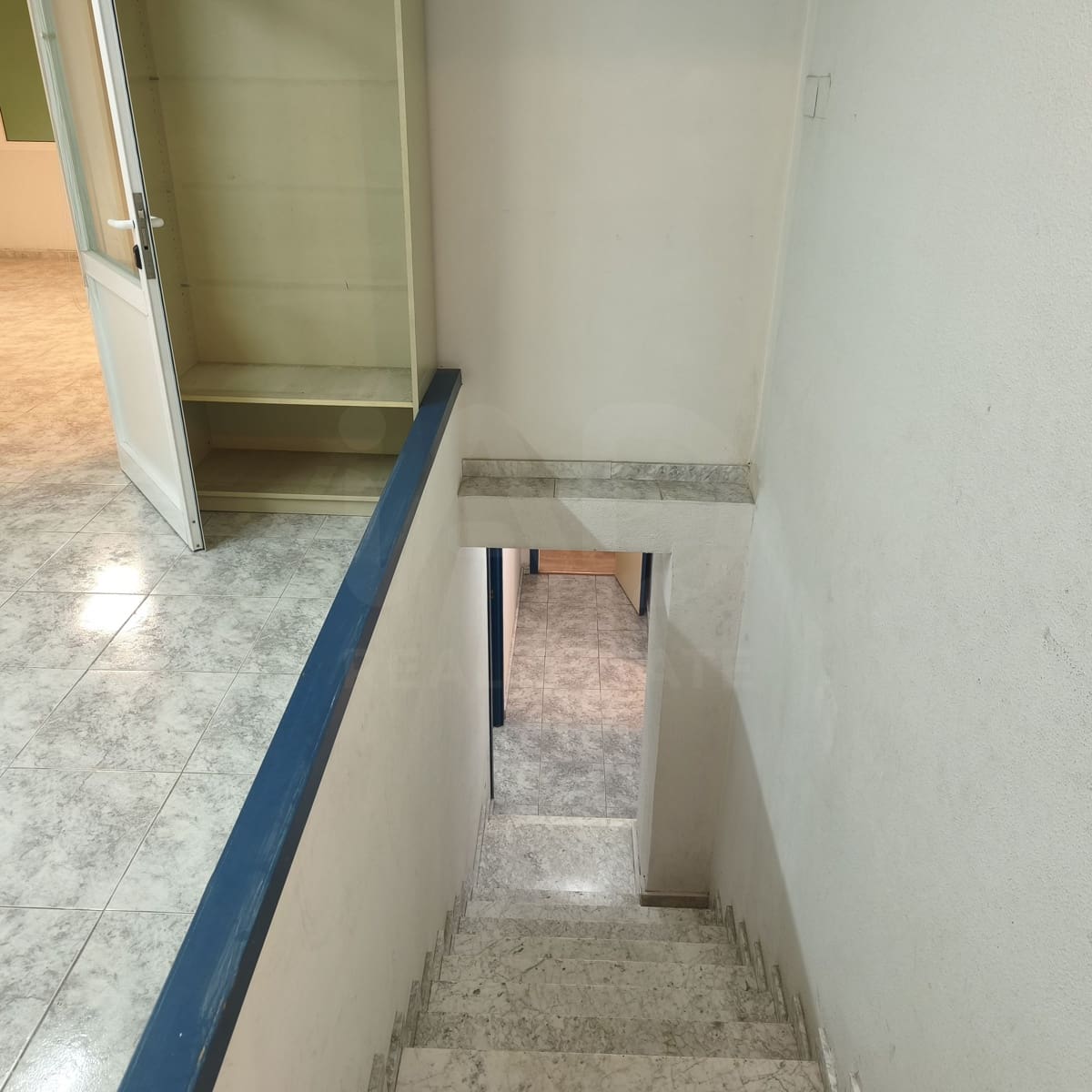 Commercial for sale in Valencia city - € 125,000 (Ref: 10016997)