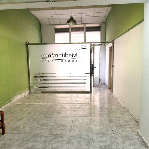 Commerciale in vendita in Valencia città - 125.000 € (Rif: 10016997)