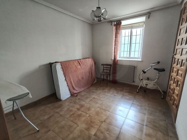 3 camera da letto Casa in vendita in Moronta - 26.000 € (Rif: 10016998)