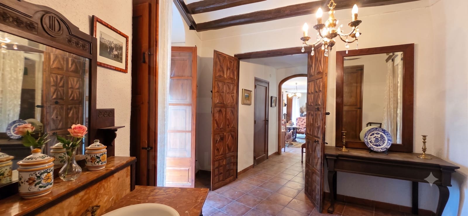 6 quarto Moradia para venda em Gratallops com garagem - 385 000 € (Ref: 10016999)