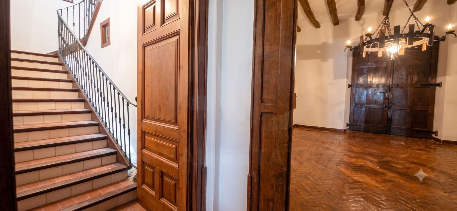 6 quarto Moradia para venda em Gratallops com garagem - 385 000 € (Ref: 10016999)