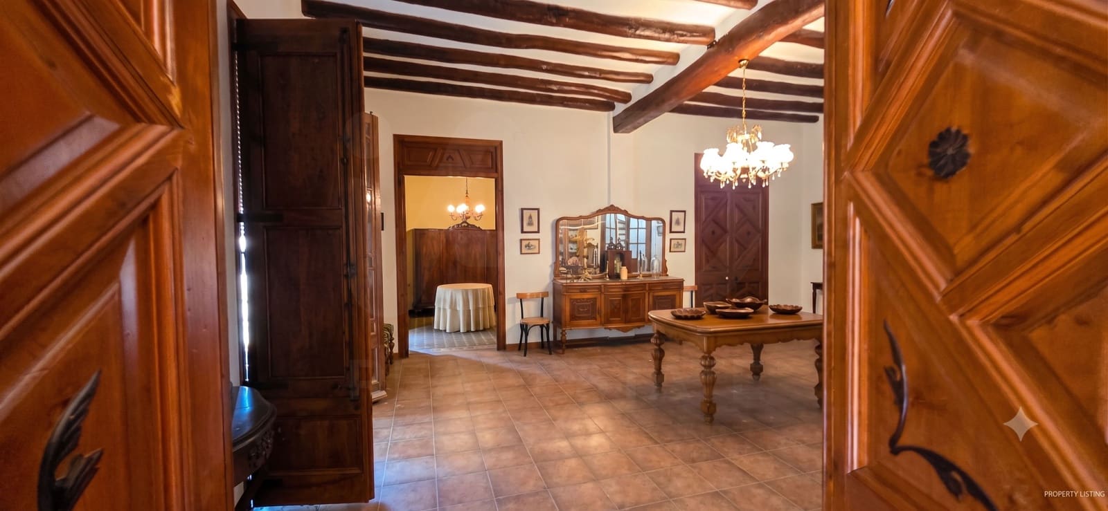 6 quarto Moradia para venda em Gratallops com garagem - 385 000 € (Ref: 10016999)