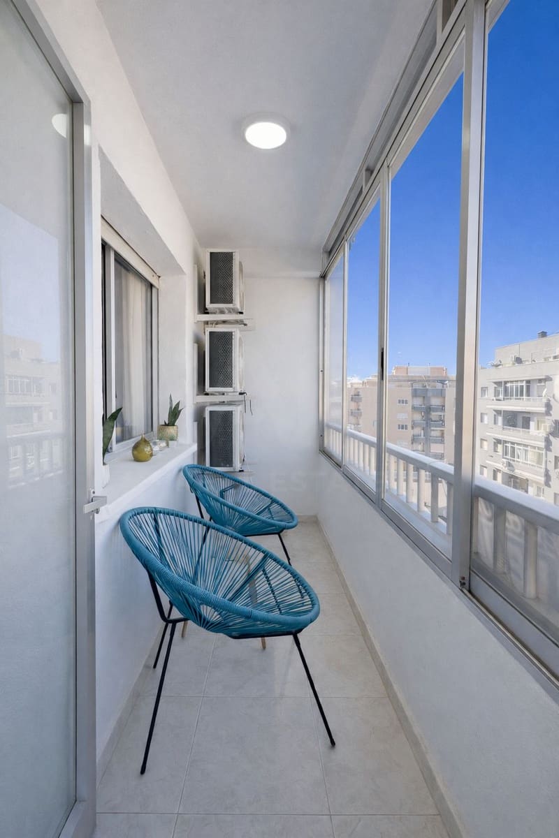 Apartamento de 4 habitaciones en Dénia en venta - 259.000 € (Ref: 10018093)