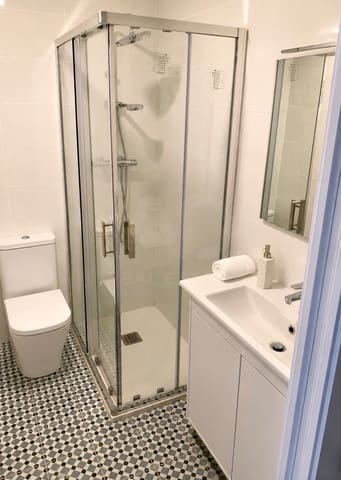 2 Zimmer Penthouse zu verkaufen in Can Baró, Barcelona Stadt - 239.900 € (Ref: 10018094)