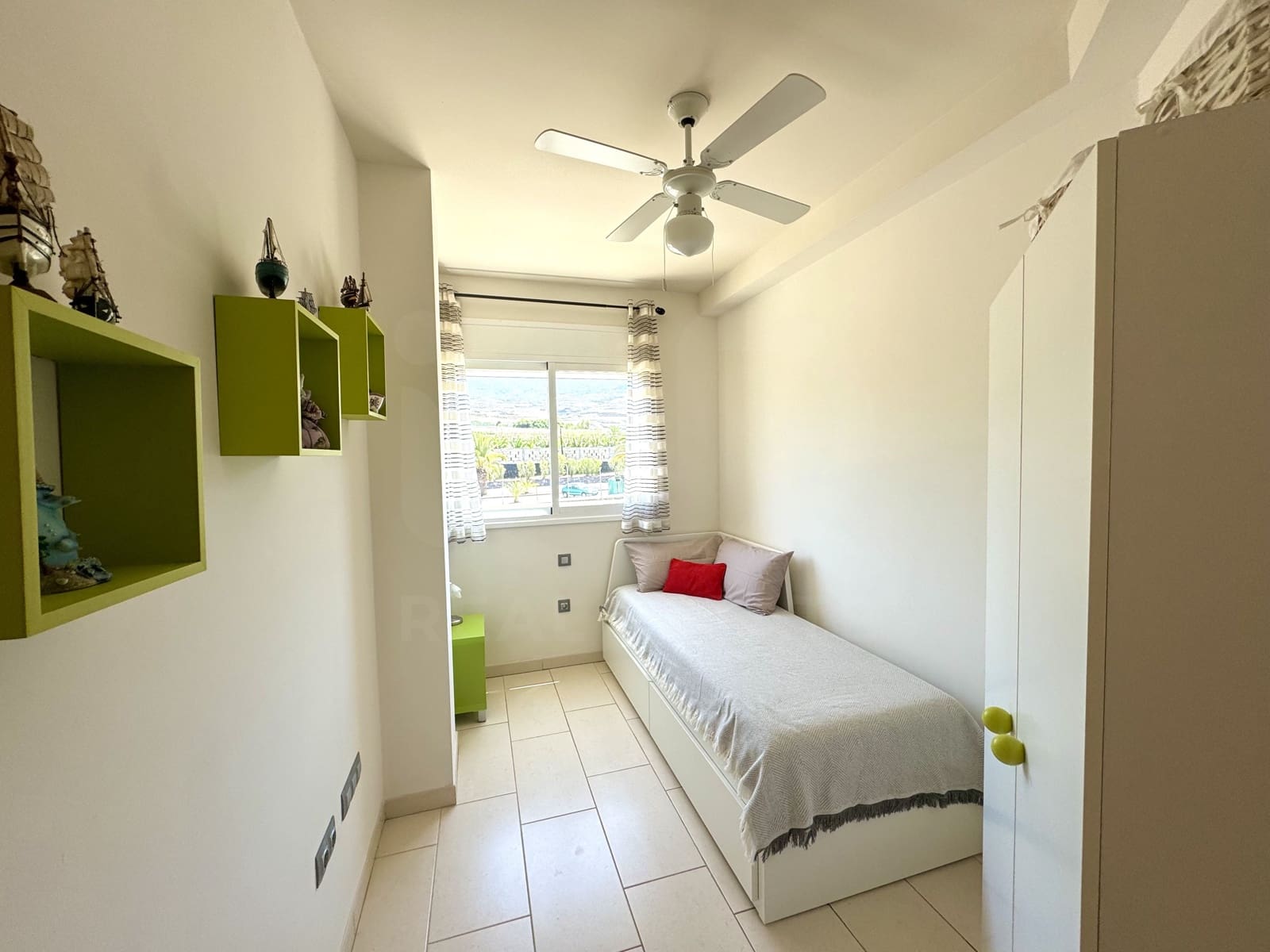 2 sypialnia Apartament na sprzedaż w Playa de San Juan - 355 000 € (Ref: 10018096)