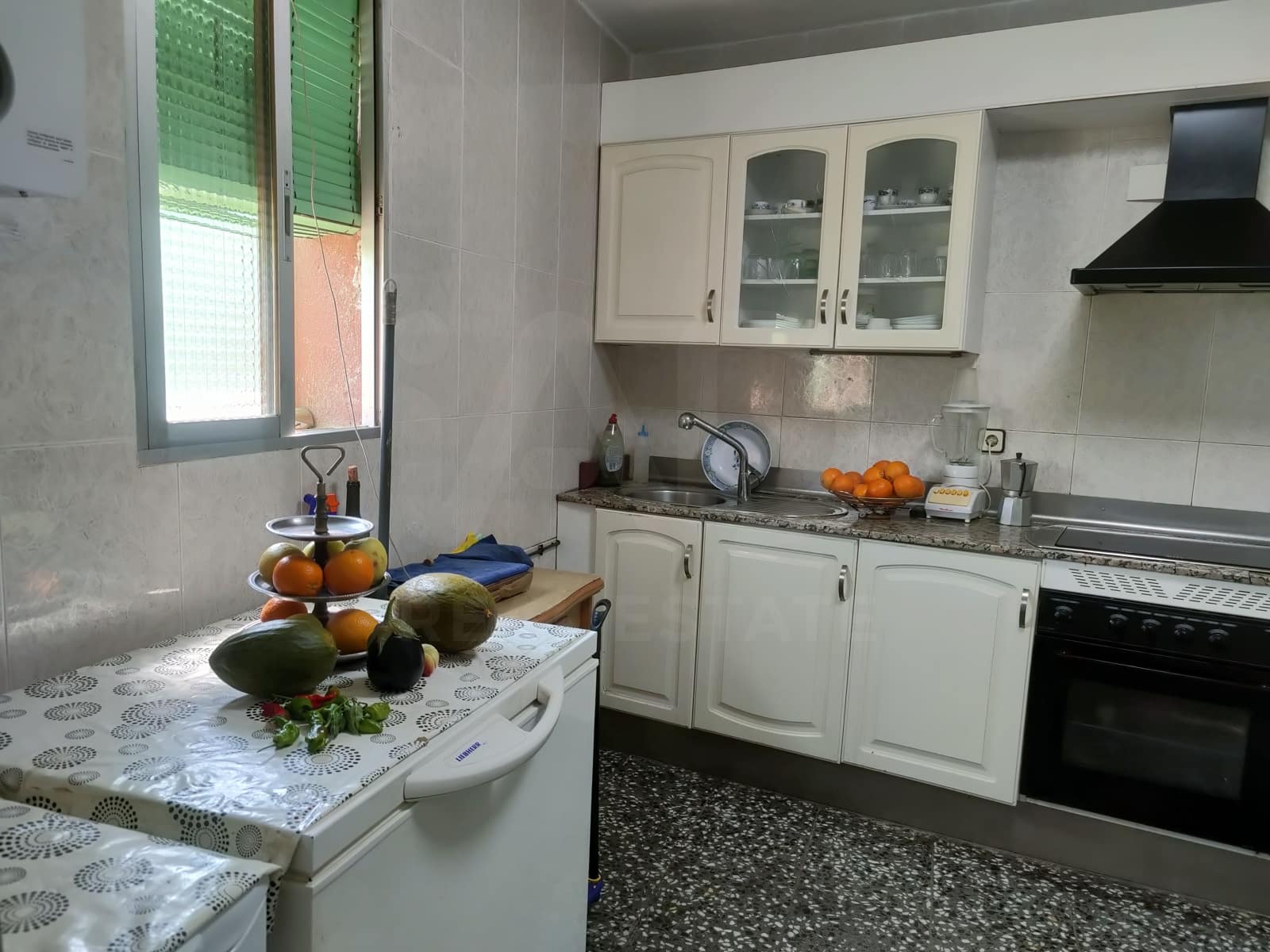 3 sypialnia Willa na sprzedaż w Sant Vicenc dels Horts z basenem garażem - 360 000 € (Ref: 10018165)