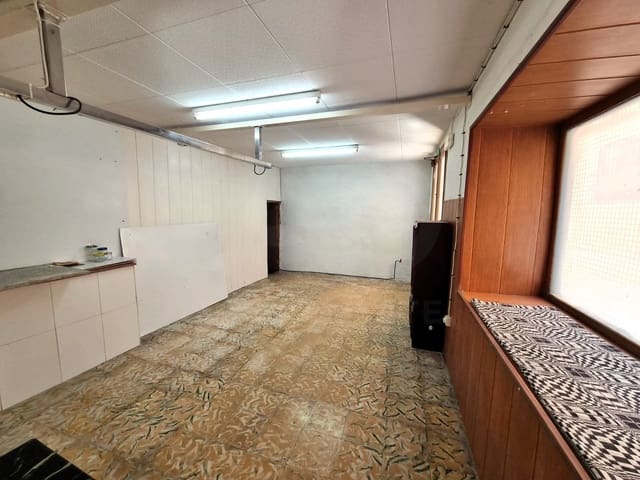3 sovrum Hus till salu i El Pinell de Brai - 35 000 € (Ref: 10018757)