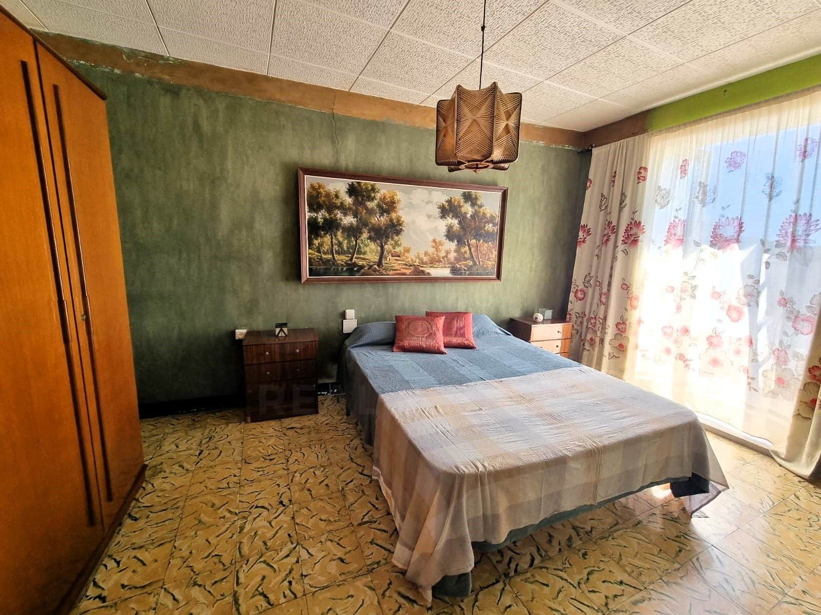 3 sovrum Hus till salu i El Pinell de Brai - 35 000 € (Ref: 10018757)