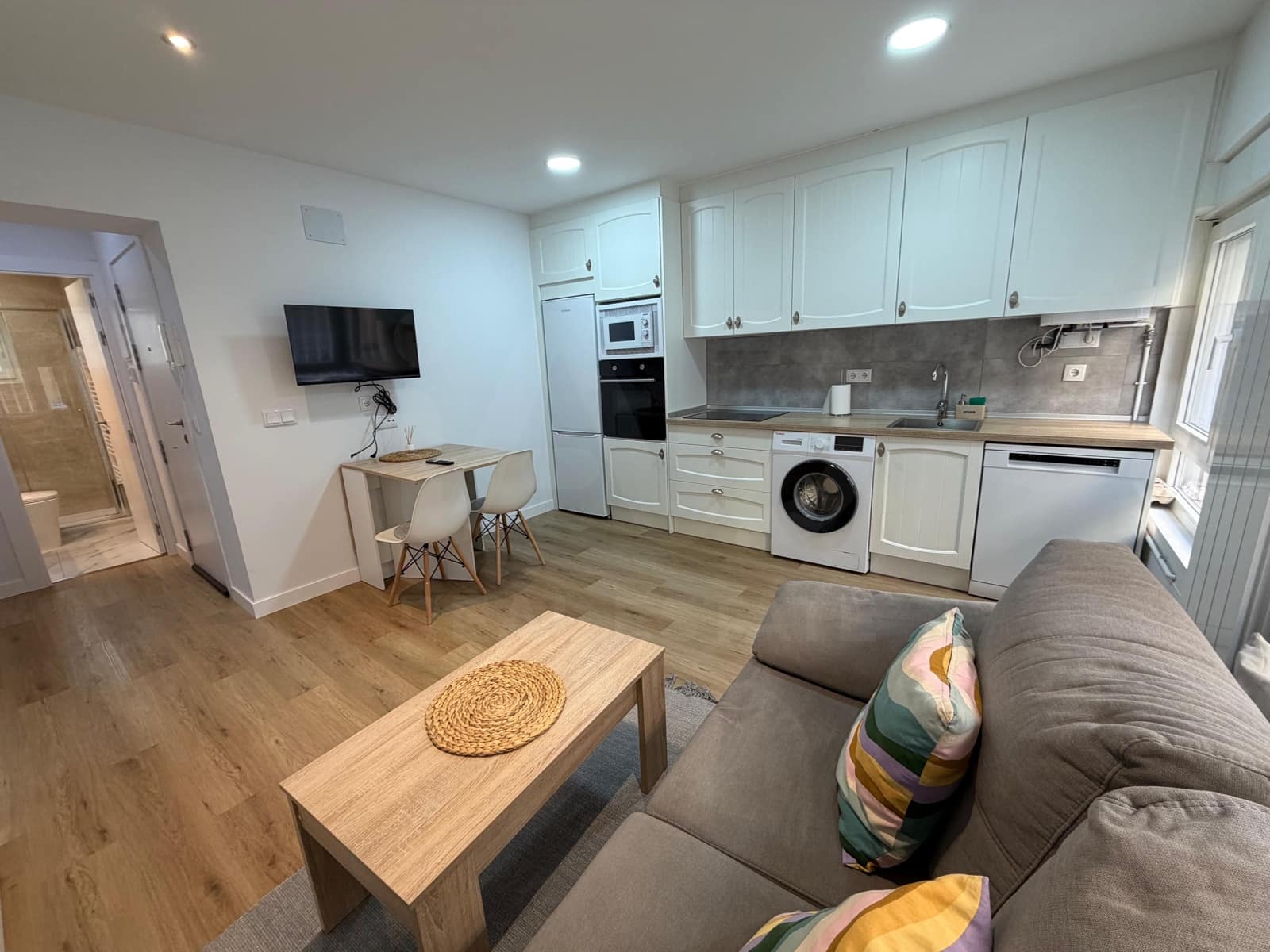 2 bedroom Apartment for rent in Leon city - € 650 (Ref: 10019713)