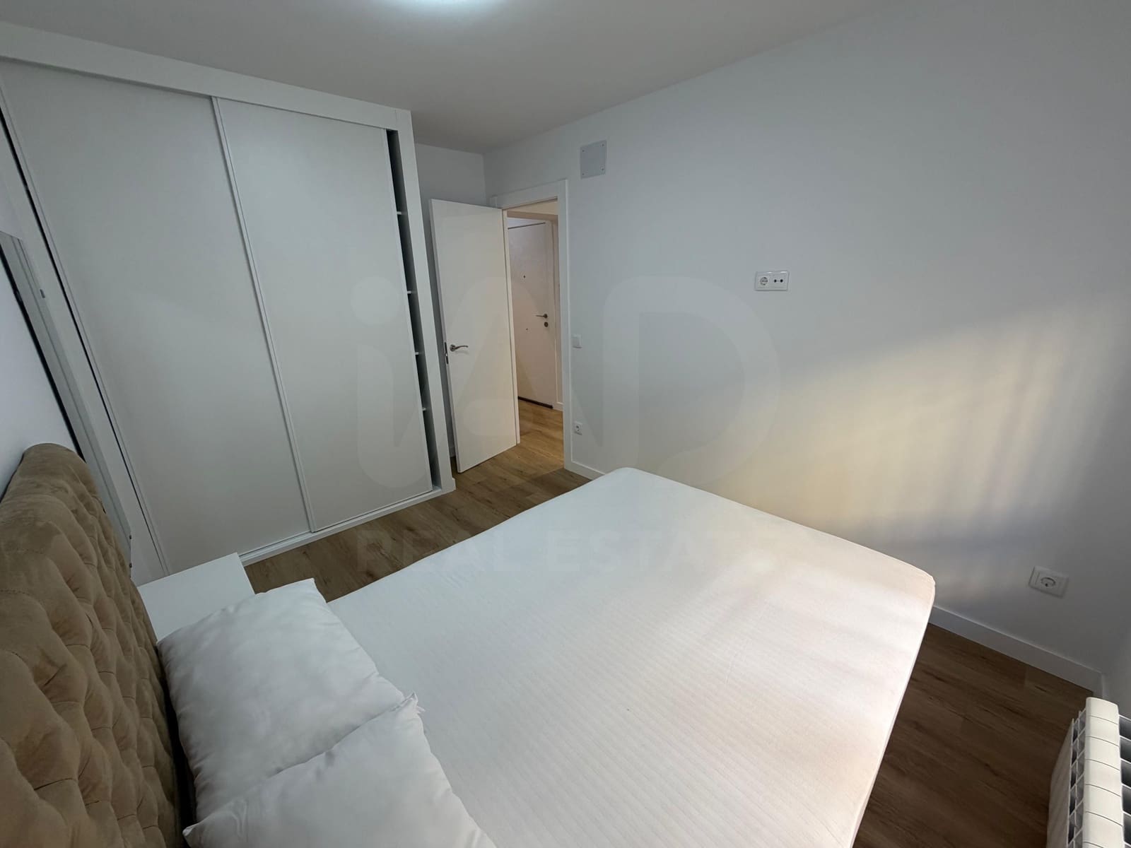 2 bedroom Apartment for rent in Leon city - € 650 (Ref: 10019713)