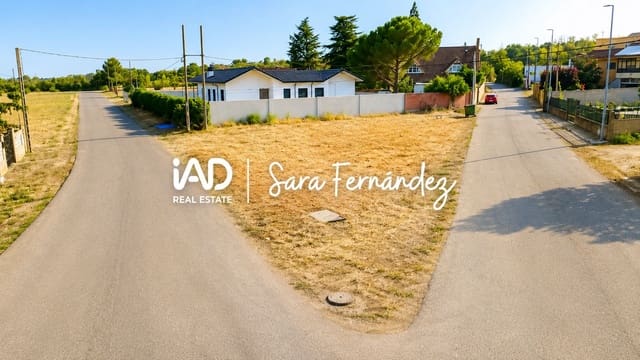 Building Plot for sale in Sariegos - € 73,000 (Ref: 10019928)