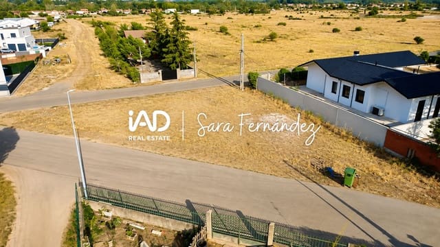 Building Plot for sale in Sariegos - € 73,000 (Ref: 10019928)