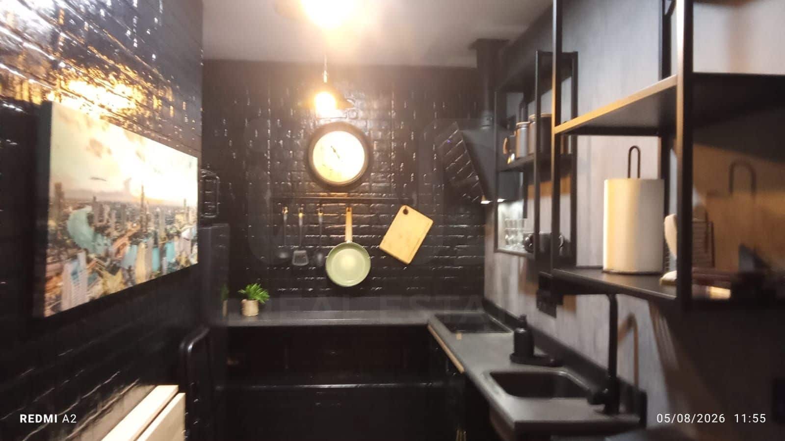 Loft for sale in Madrid city - € 143,900 (Ref: 10019929)