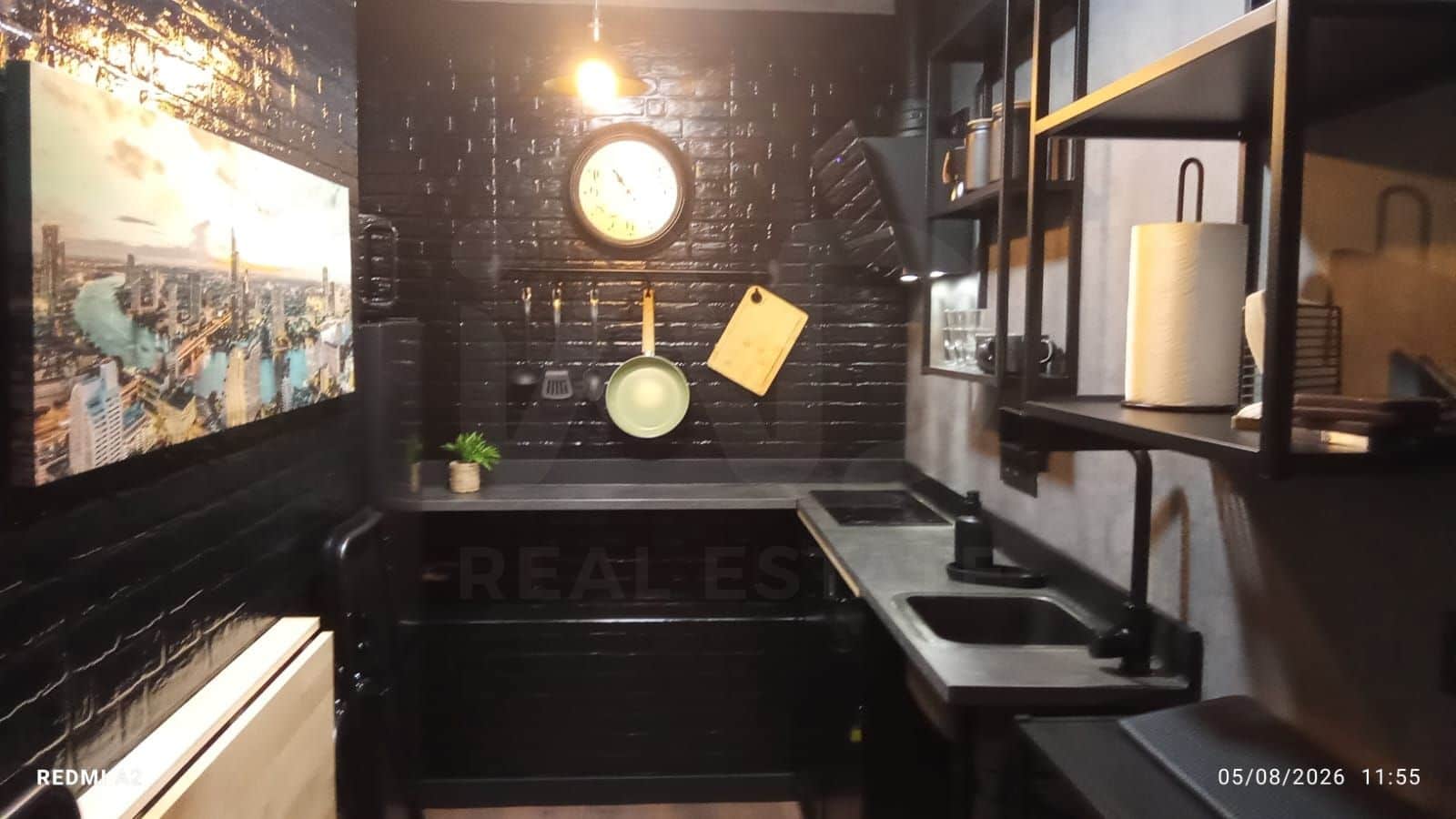 Loft for sale in Madrid city - € 143,900 (Ref: 10019929)