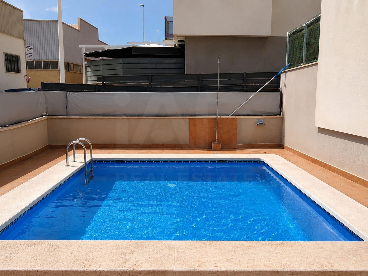 3 soveværelse Rækkehus til salg i Santa Pola med swimmingpool garage - € 245.300 (Ref: 10019931)