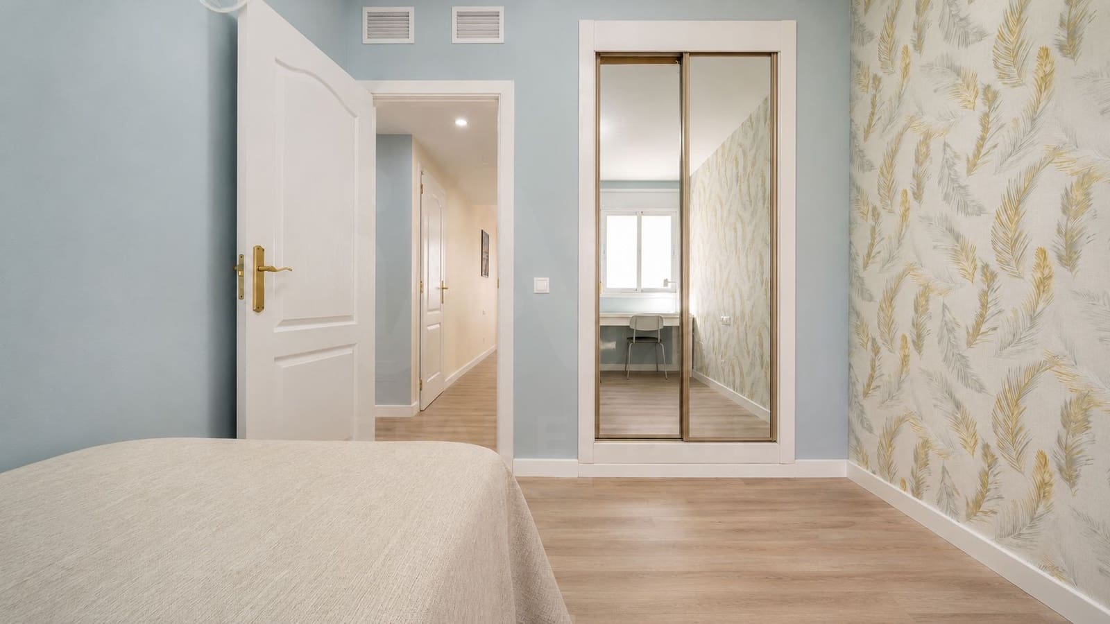3 sovrum Lägenhet till salu i Malaga stad med garage - 485 000 € (Ref: 10019932)