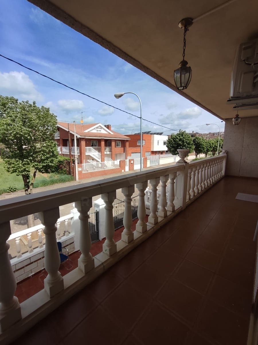 4 soveværelse Villa til salg i Astorga - € 221.900 (Ref: 10020024)