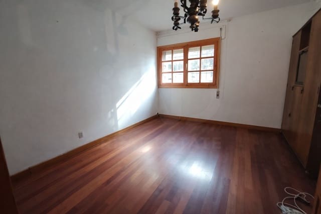 6 quarto Moradia para venda em Astorga com garagem - 260 000 € (Ref: 10020029)