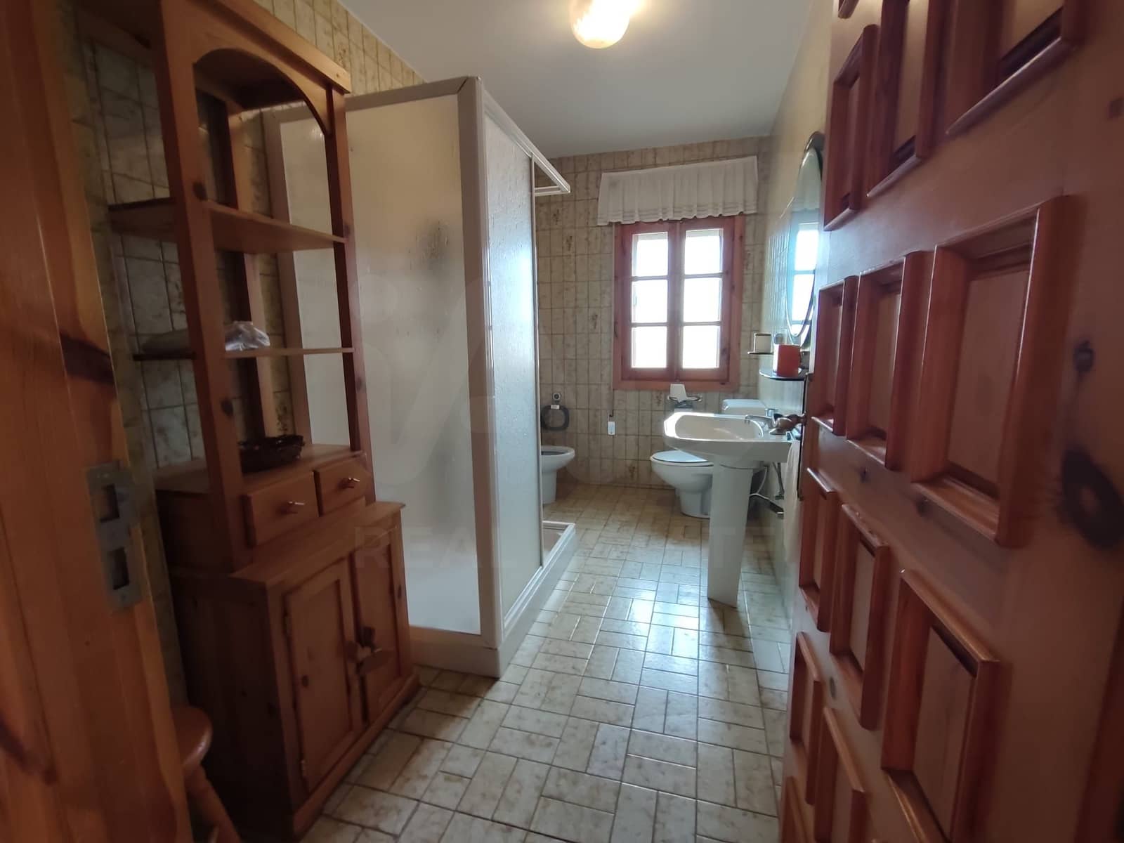 6 bedroom Villa for sale in Astorga with garage - € 260,000 (Ref: 10020029)
