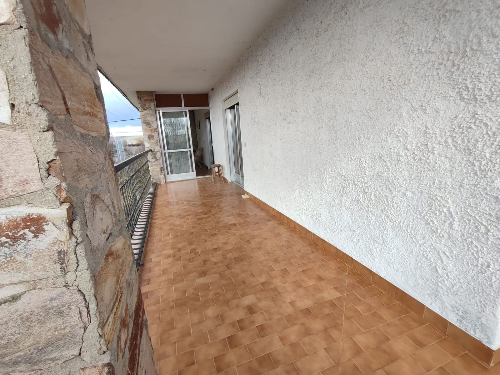 6 bedroom Villa for sale in Astorga with garage - € 260,000 (Ref: 10020029)