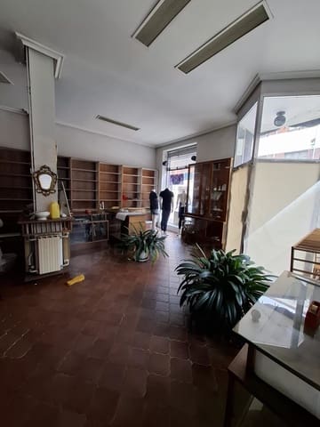 Kaupallinen myytävänä paikassa Veguellina de Orbigo, Villarejo de Orbigo - 119 000 € (Ref: 10020030)
