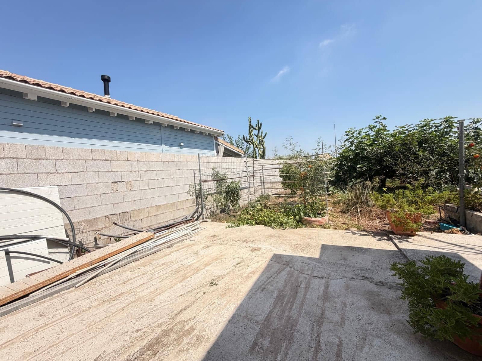 4 Zimmer Villa zu verkaufen in Potries mit Garage - 375.000 € (Ref: 10020032)