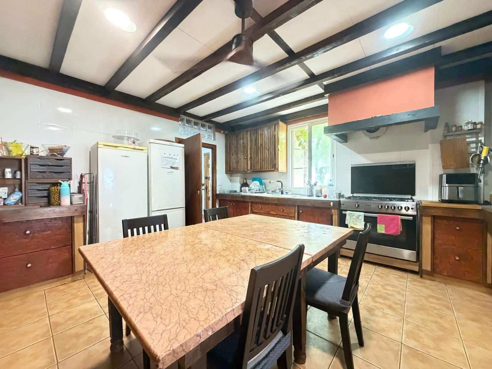 4 Zimmer Villa zu verkaufen in Potries mit Garage - 375.000 € (Ref: 10020032)