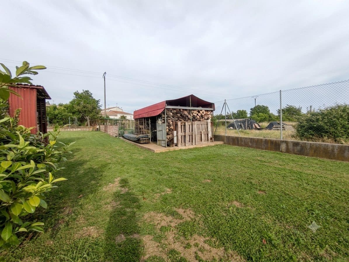 3 Zimmer Villa zu verkaufen in Villaobispo de Otero mit Garage - 259.900 € (Ref: 10020033)