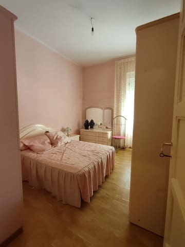 4 chambre Villa/Maison Mitoyenne à vendre à León ville - 249 000 € (Ref: 10020037)